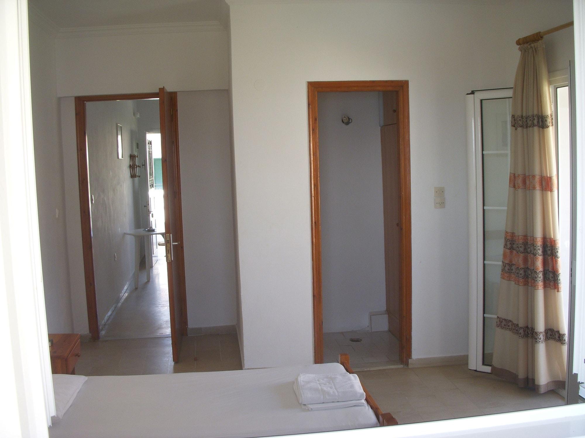 Likourgos Beach Kavos Exterior photo