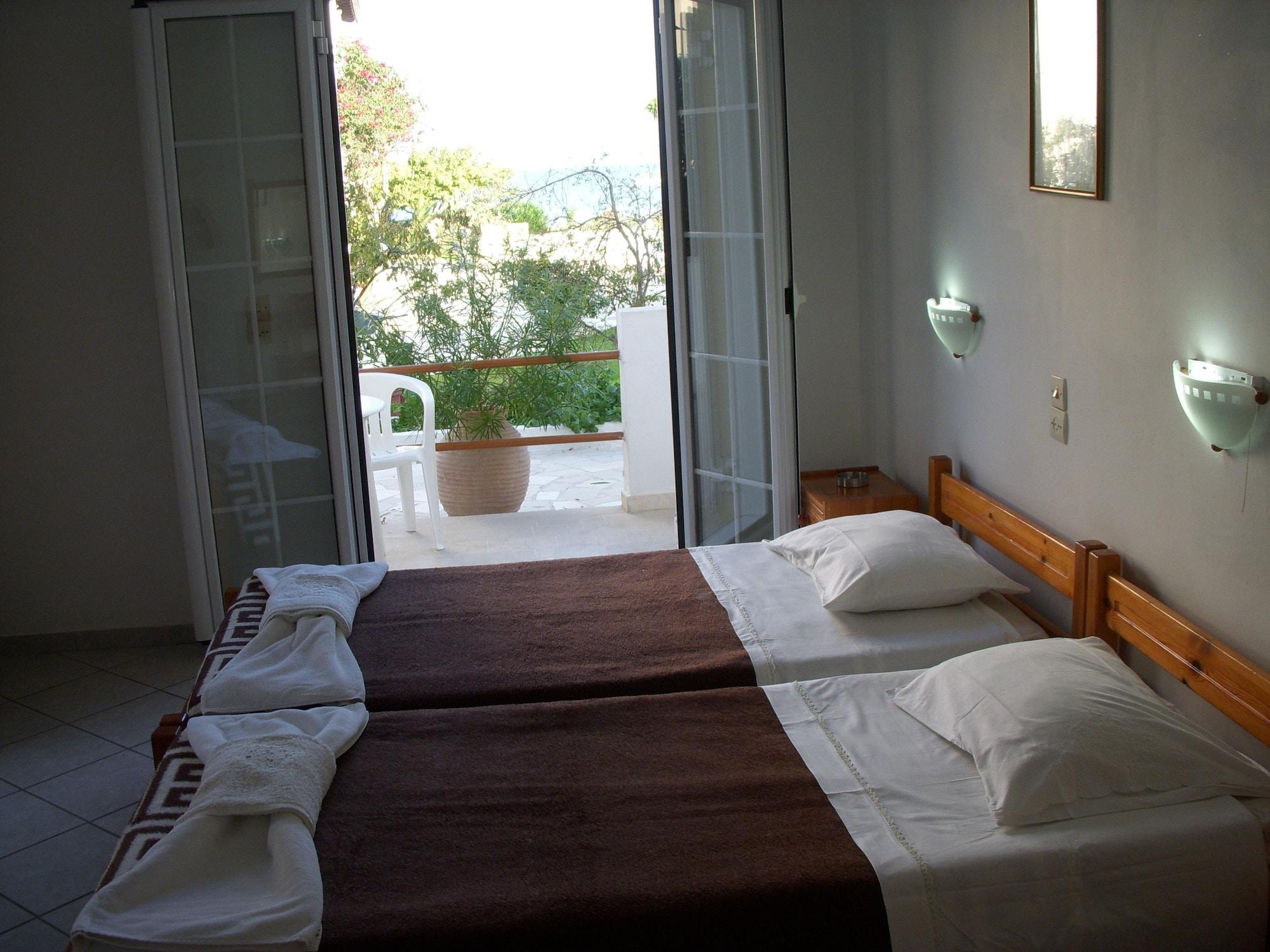 Likourgos Beach Kavos Exterior photo