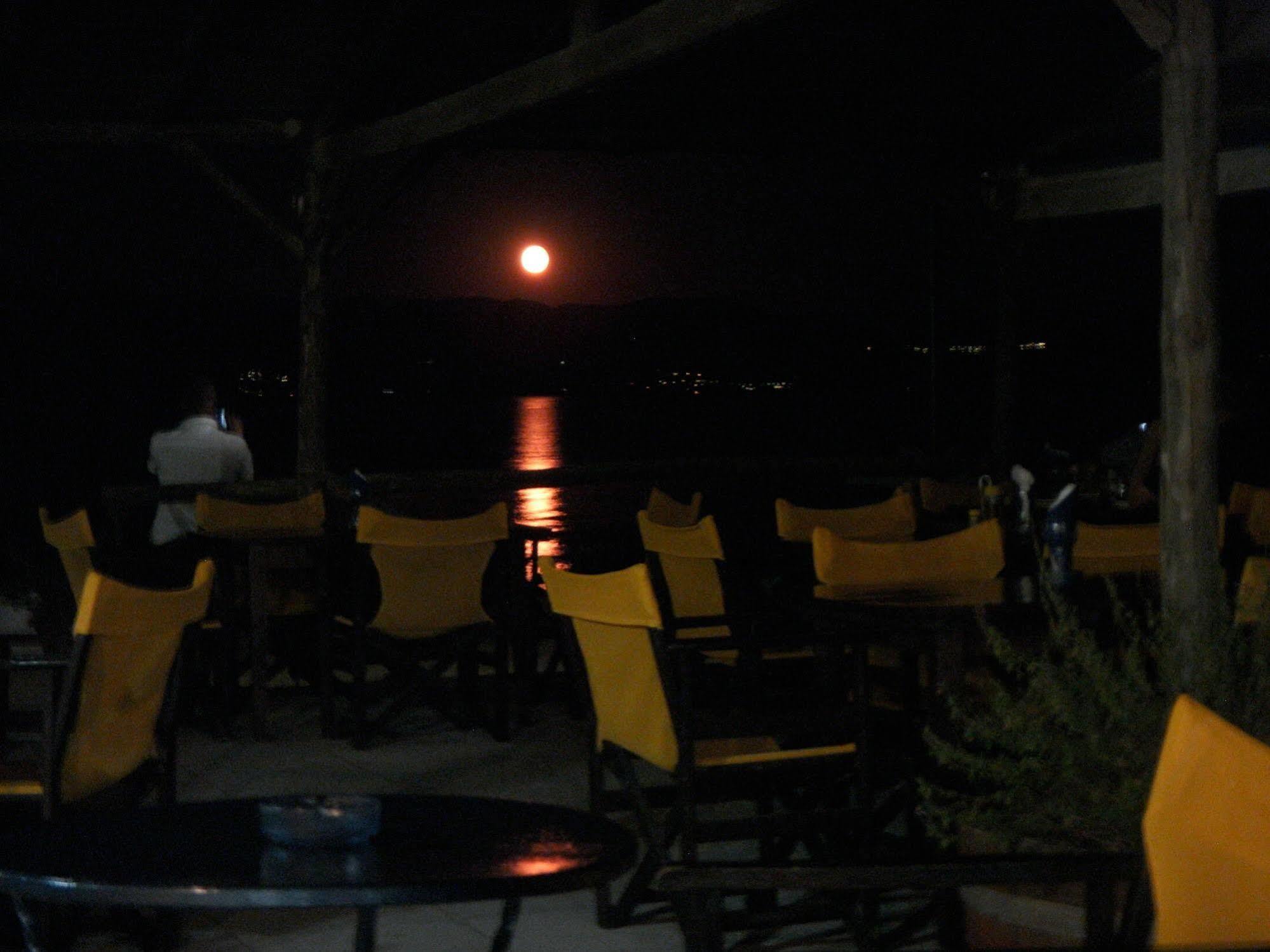 Likourgos Beach Kavos Exterior photo
